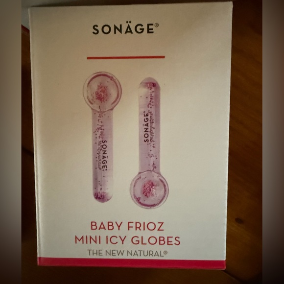 💚 2/$30 SONAGE Baby Frioz Facial Ice Globes - Picture 2 of 11